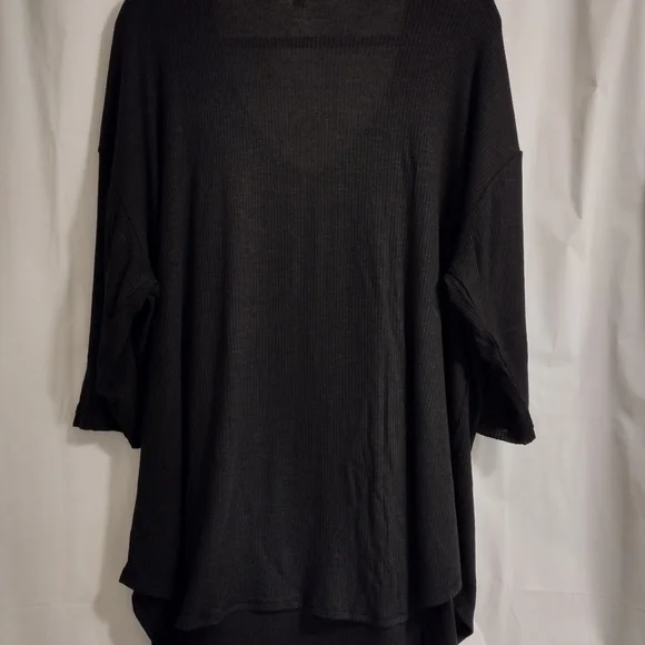 Terra & Sky Charcoal V-Neck Top - Picture 2 of 5